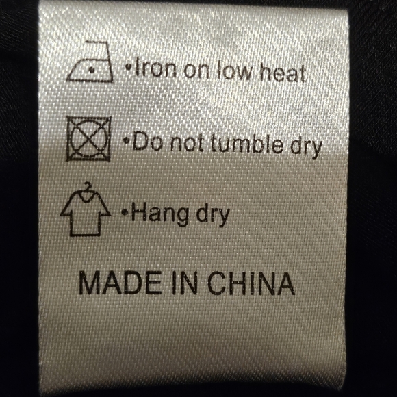 Ayifu Elegant Black Floral Short Sleeve Top - Picture 9 of 9